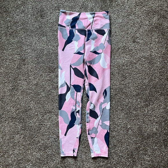 Ellie brand work out set - Picture 2 of 5